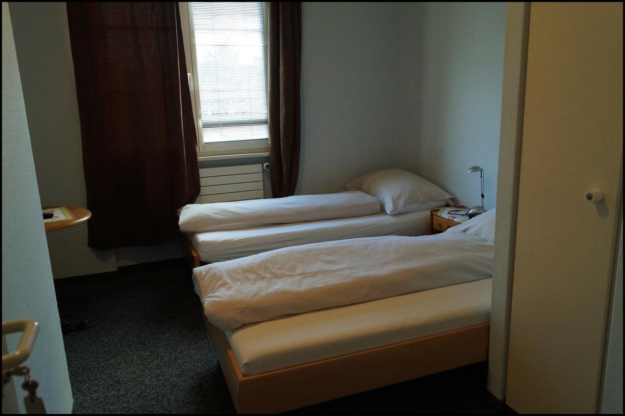 Gasthof Kastanienbaum Hotel Hunzenschwil Luaran gambar